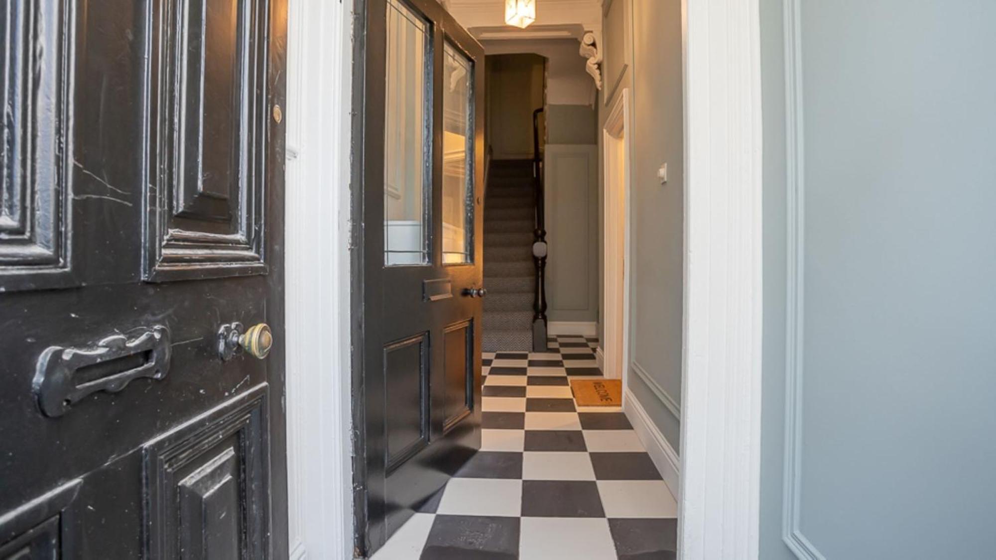Modern 2 Bdr Apartment At Queens By Belfast City Breaks Экстерьер фото