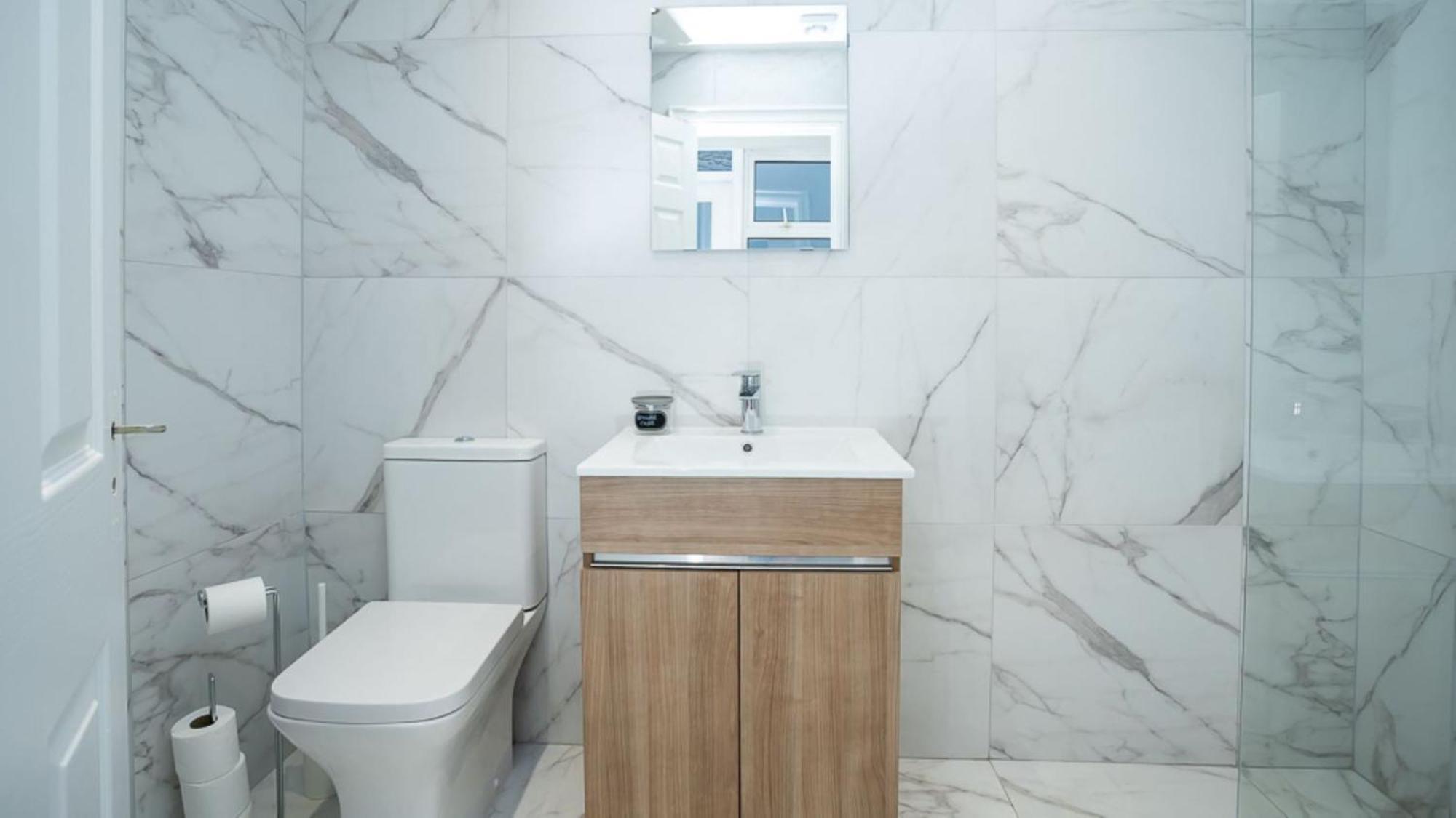 Modern 2 Bdr Apartment At Queens By Belfast City Breaks Экстерьер фото